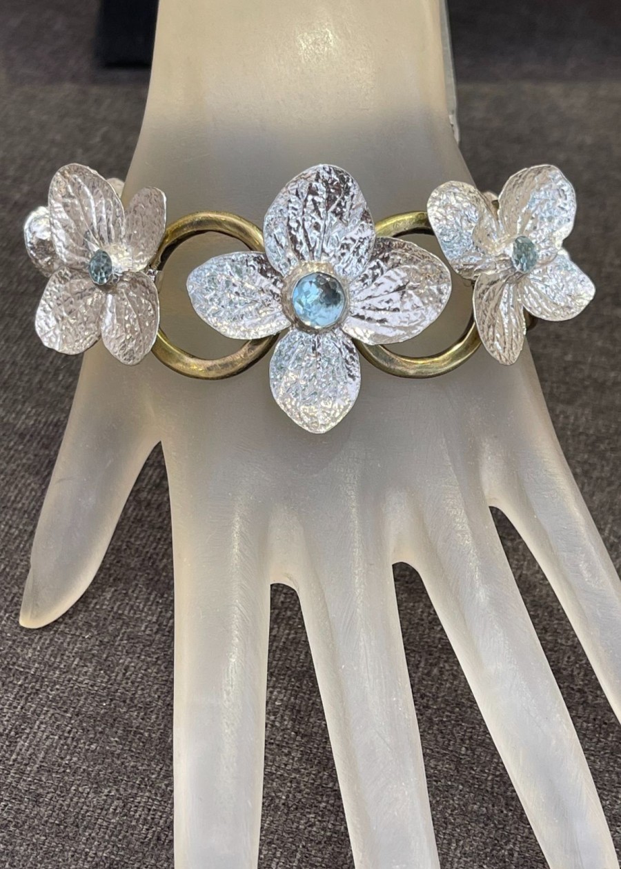 Accessories Kristi Hyde Jewelry Design Bracelets | Kristi Hyde Silver Hydrangea Blossom Bracelet