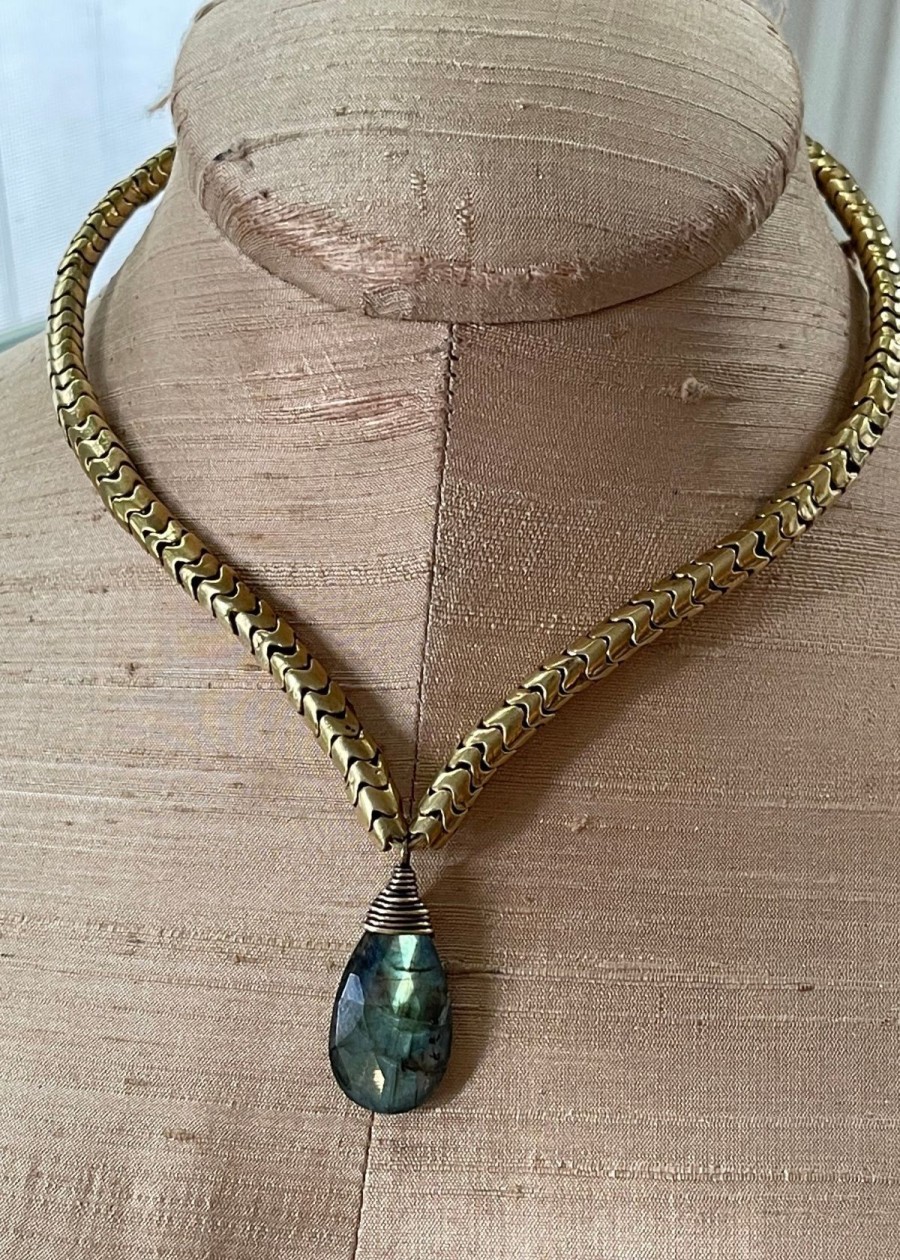 Accessories Kristi Hyde Jewelry Design Necklaces | Kristi Hyde Brass Collar Necklace With Labradorite Pendant